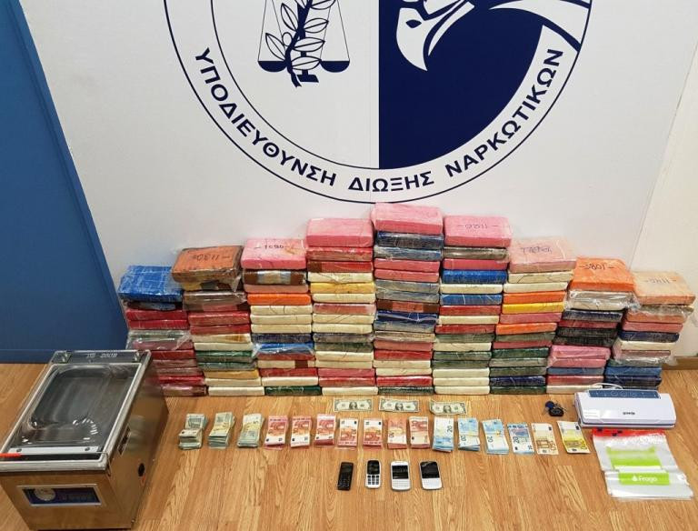 Ο μυστηριώδης Ιβάν, η ομερτά και τα 381 κιλά κοκαΐνη – Πάνω από 15 εκατ. ευρώ η αξία των ναρκωτικών (εικόνες)